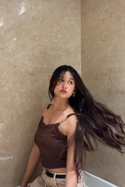 Call Girls In Mayur Vihar Phase 3 9711800081 Escorts Service Delhi NCR — image 2