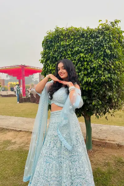 Call Girls In Nirman Vihar 9711800081 Escorts Service Delhi NCR — image 2