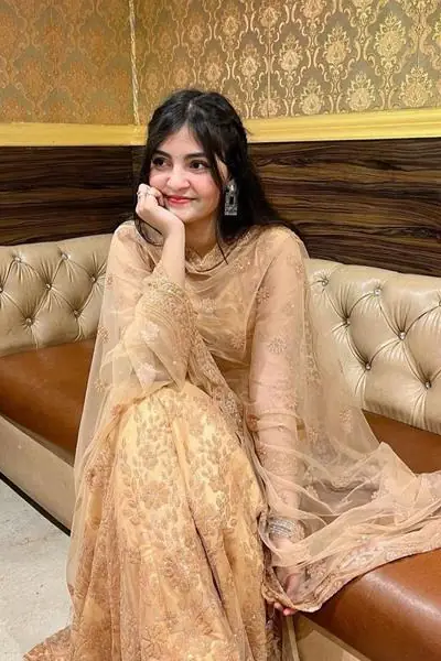 9319099832 Call Girls in  Karol Bagh | Sexy Housewife escorts girls escort — image 2