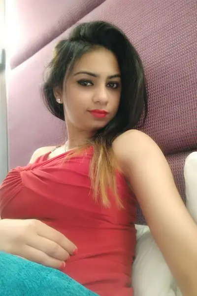 ℭaℒℒ ℊiℛℒs in Kailash colony- ꧁❤ ⎷ 99580√18831|) Delhi Independent Escorts Girl Service