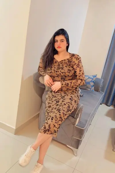 Call girls in Aero City Metro Station Delhi 8750020700 Escorts service