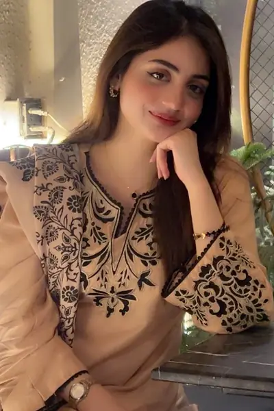 Call girls in City Centre Rohini Delhi⁩⁦ 8750020700 Escorts service