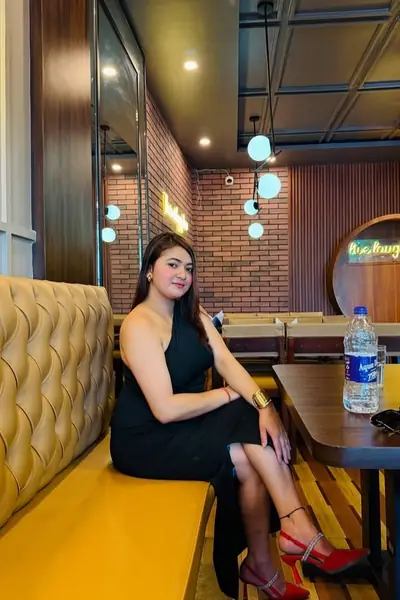 Delhi ncr Rita indpinding escort service 9717477837