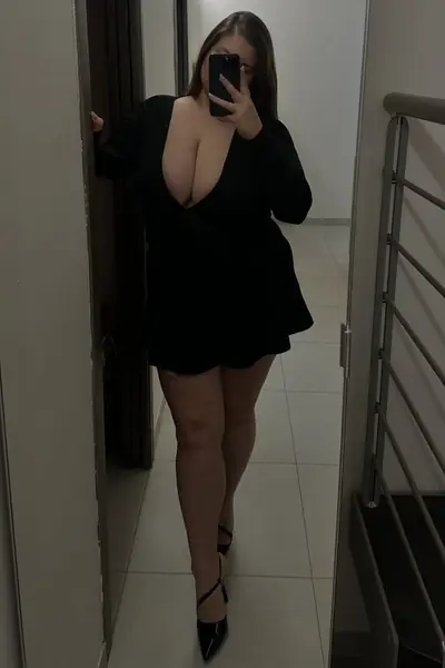 Video call Audio call chat session real meet possible — image 2