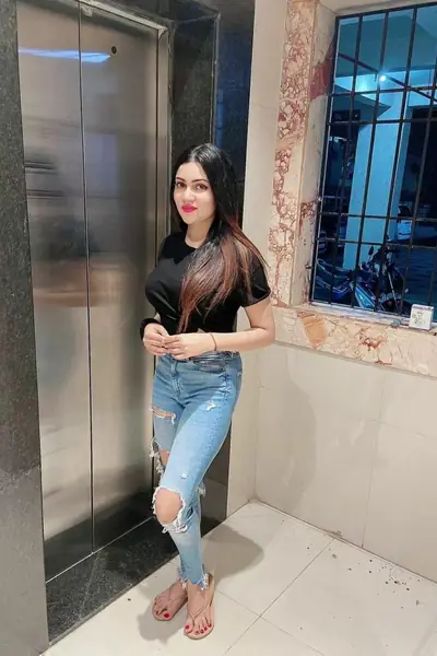 Night Call Girls Near »¡¡7666118699¡¡« Four Seasons Hotel Mumbai