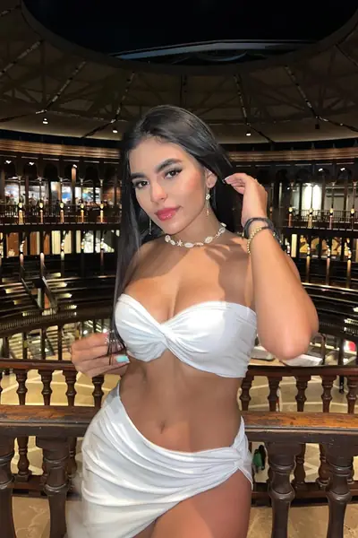 Night Call Girls Near »¡¡7666118699¡¡« Hotel Sofitel Mumbai BKC